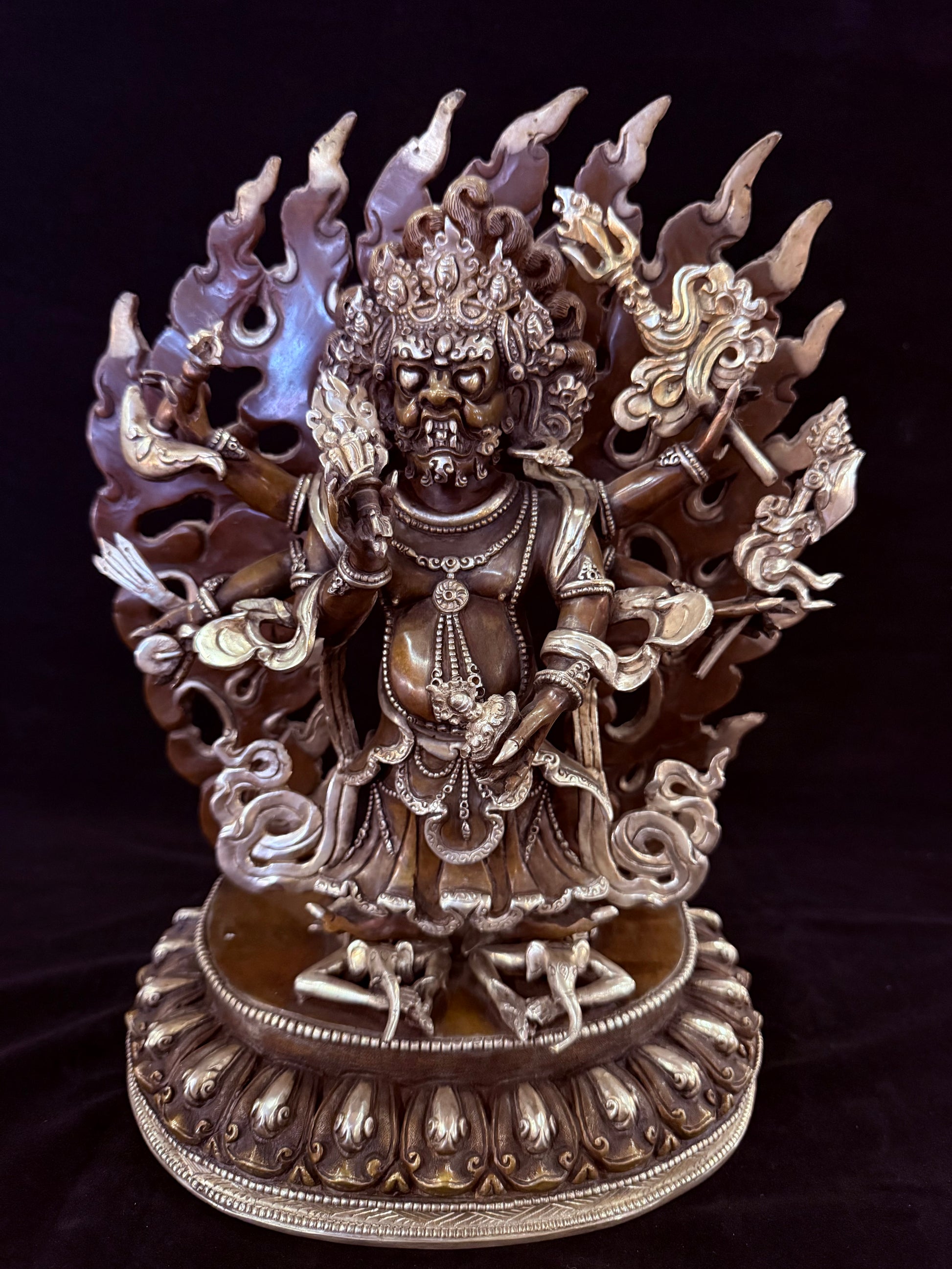 White Mahakala Buddha Statue 34cm / 13.4" Hand-Carved Copper Silver-Gilt – Shadbhuja Sita Botree Arts Masterwork | Bo Tree Arts