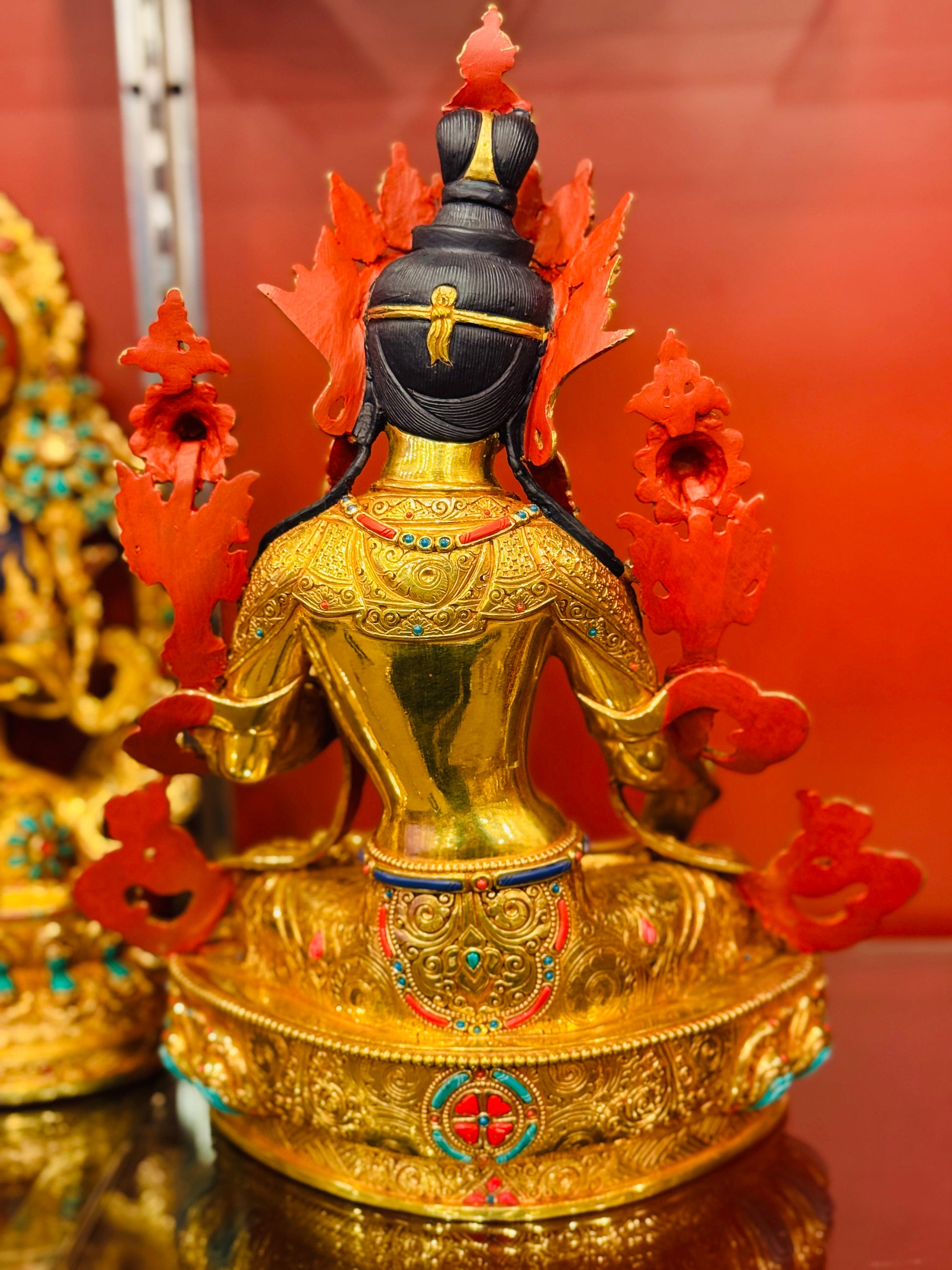 White Tara Buddha Statue 33cm / 13" Hand-Carved Copper Gilded with Gemstone Inlay – Botree Arts | Bo Tree Arts