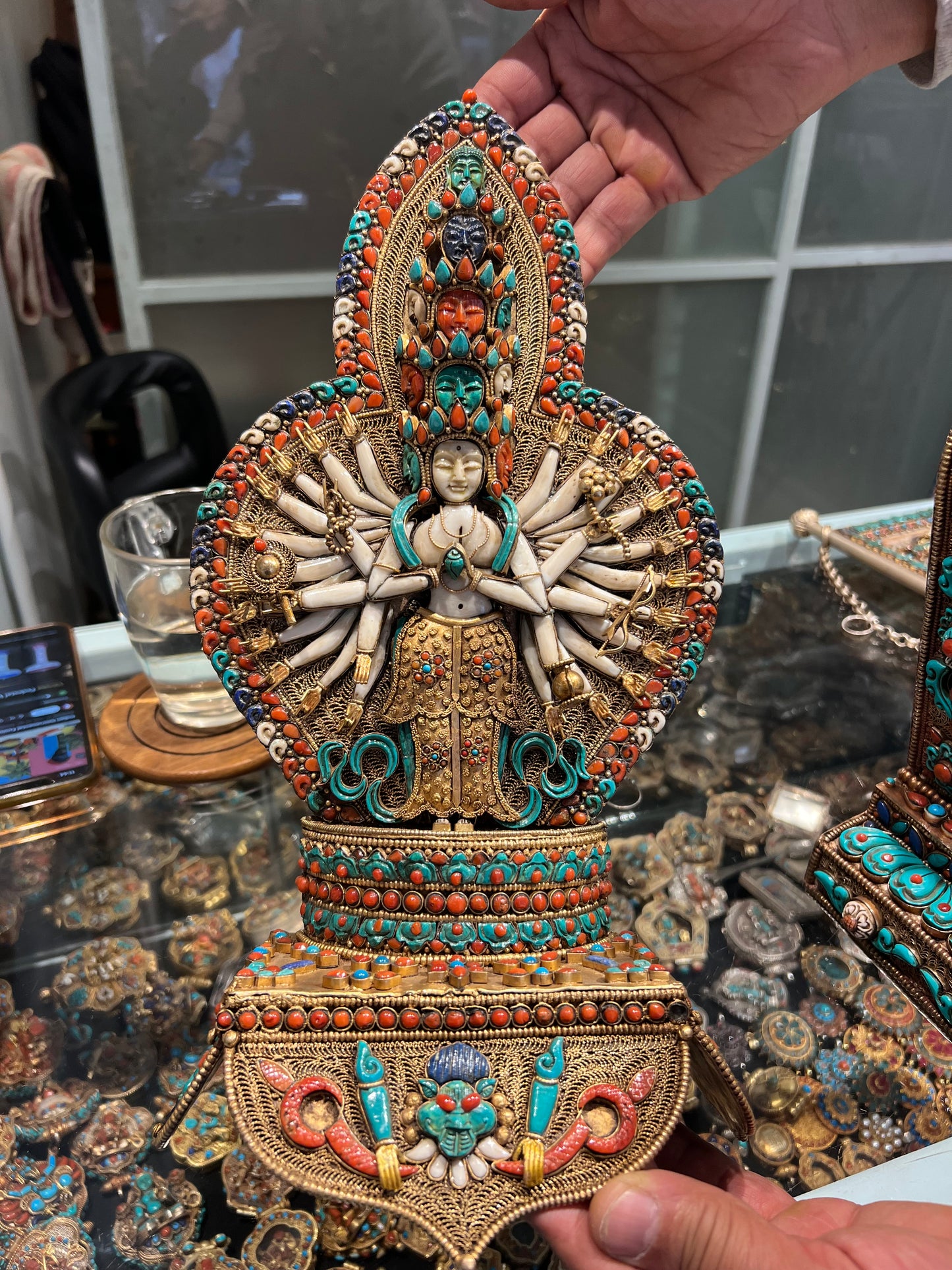 Thousand-Armed Avalokiteshvara Sculpture 35cm / 13.8" Hand-Crafted Copper Filigree with Turquoise & Mother-of-Pearl Inlay – Botree Arts Himalayan Art – Handmade Tibetan Buddhist Statue, Lost-Wax Cast Himalayan Art from Nepal