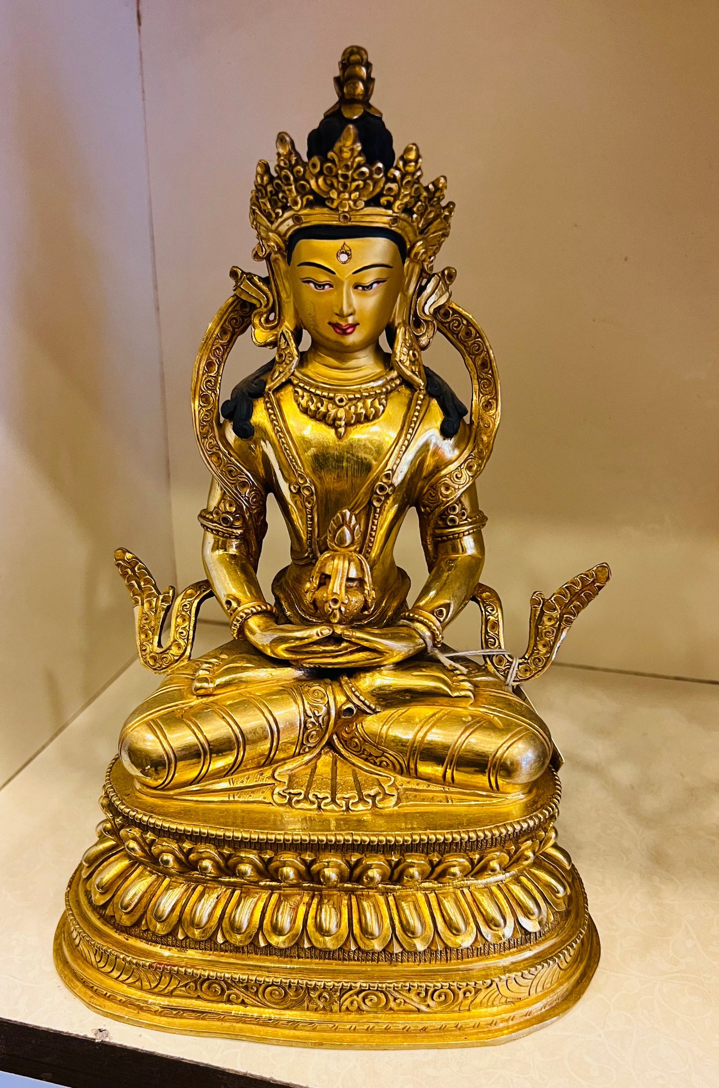 Amitayus Buddha Statue 25cm / 9.8" Hand-Carved Copper Gilded – Tsepame Botree Arts Nepal – Handmade Tibetan Buddhist Statue, Lost-Wax Cast Himalayan Art from Nepal