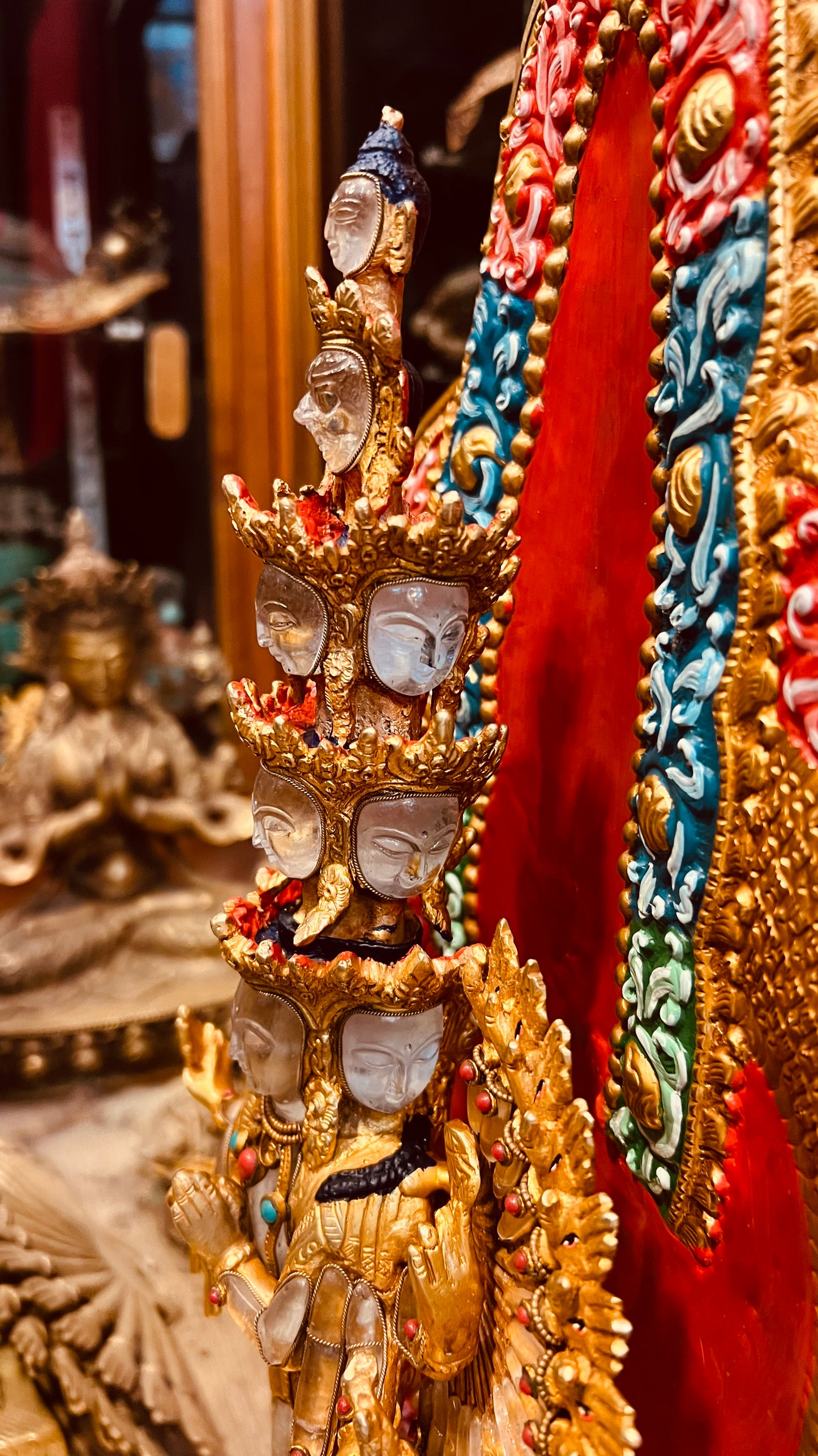 Thousand-Armed Avalokiteshvara Buddha Statue 50cm / 19.7" Hand-Carved Copper Gilded with Painted Mandorla & Crystal Faces – Chenrezig Himalayan Sacred Art – Handmade Tibetan Buddhist Statue, Lost-Wax Cast Himalayan Art from Nepal