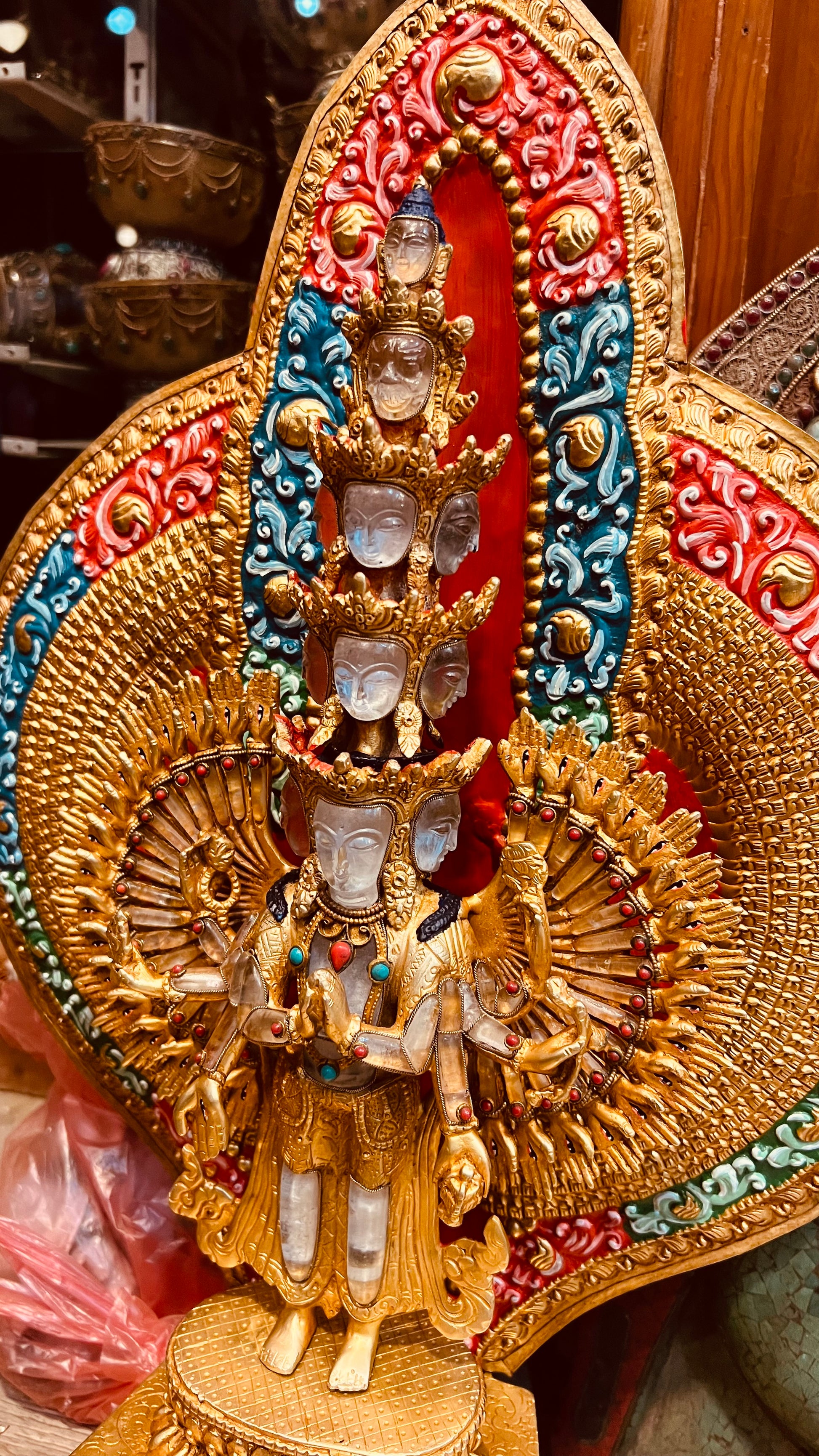 Thousand-Armed Avalokiteshvara Buddha Statue 50cm / 19.7" Hand-Carved Copper Gilded with Painted Mandorla & Crystal Faces – Chenrezig Himalayan Sacred Art | Bo Tree Arts