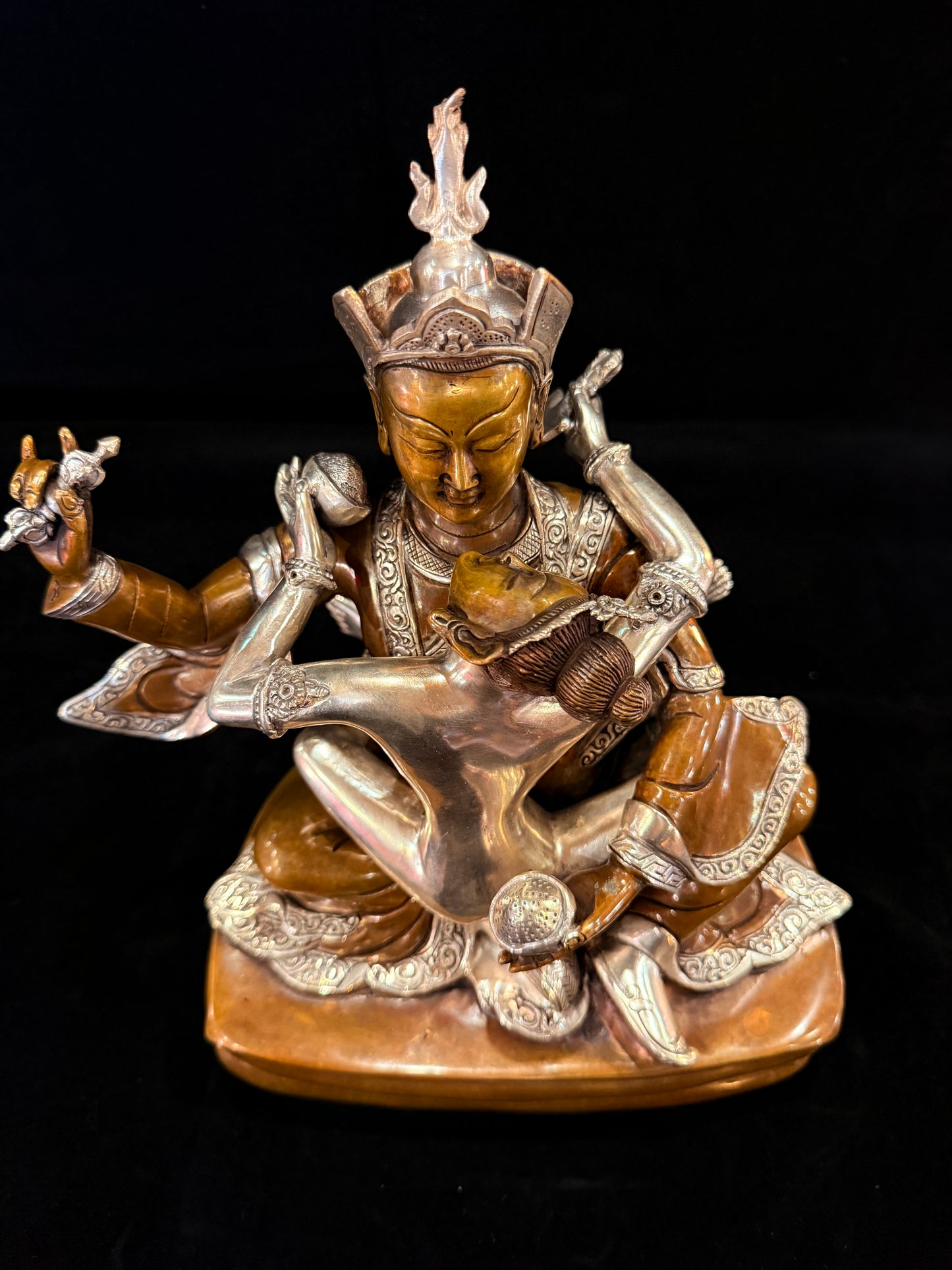 Padmasambhava Yab-Yum Statue 25cm / 9.8" Hand-Carved Copper Silver-Gilt – Guru Rinpoche Botree Arts Heritage Collection – Handmade Tibetan Buddhist Statue, Lost-Wax Cast Himalayan Art from Nepal