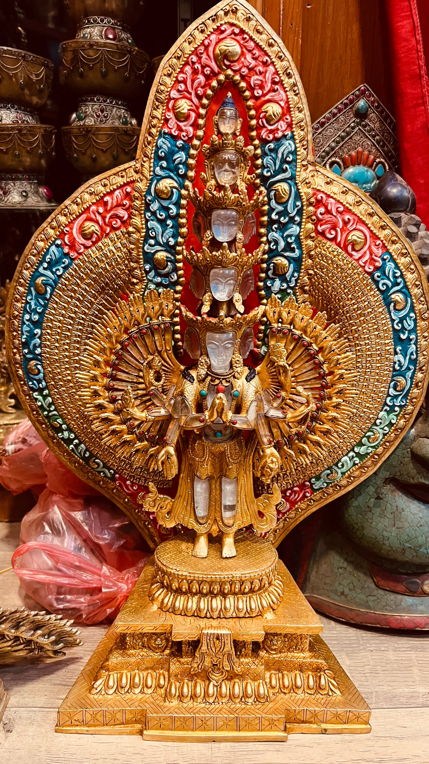 Thousand-Armed Avalokiteshvara Buddha Statue 50cm / 19.7" Hand-Carved Copper Gilded with Painted Mandorla & Crystal Faces – Chenrezig Himalayan Sacred Art – Handmade Tibetan Buddhist Statue, Lost-Wax Cast Himalayan Art from Nepal