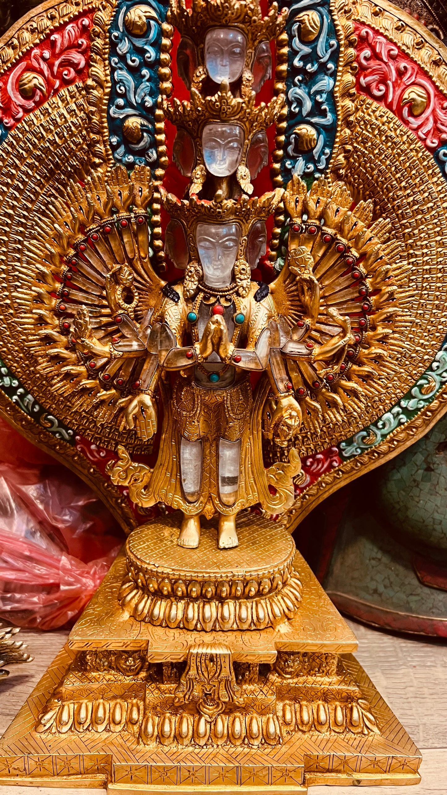 Thousand-Armed Avalokiteshvara Buddha Statue 50cm / 19.7" Hand-Carved Copper Gilded with Painted Mandorla & Crystal Faces – Chenrezig Himalayan Sacred Art – Handmade Tibetan Buddhist Statue, Lost-Wax Cast Himalayan Art from Nepal