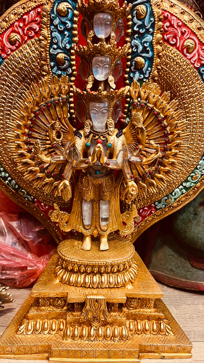 Thousand-Armed Avalokiteshvara Buddha Statue 50cm / 19.7" Hand-Carved Copper Gilded with Painted Mandorla & Crystal Faces – Chenrezig Himalayan Sacred Art