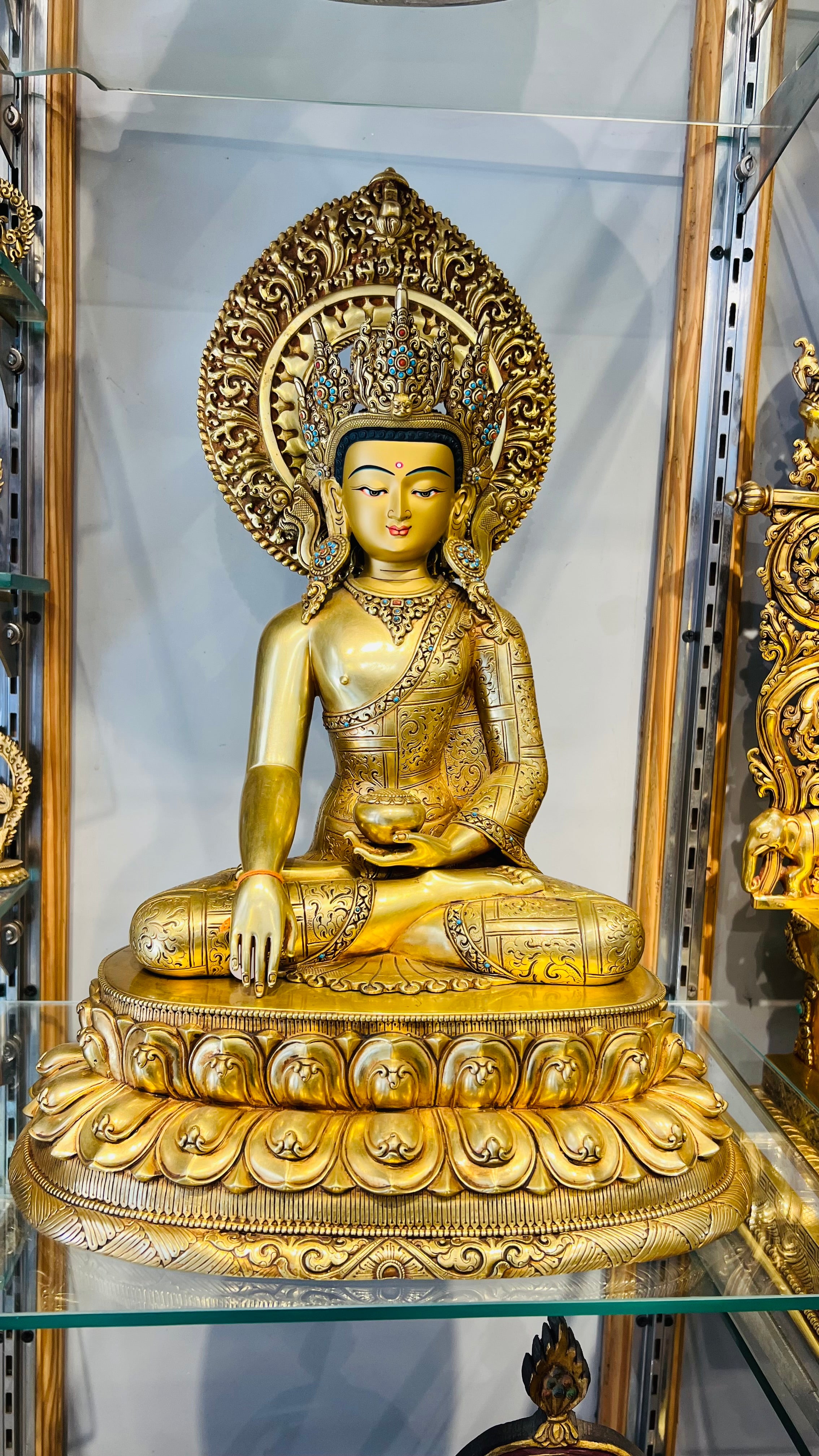 Shakyamuni Buddha Statue 40cm / 15.7
