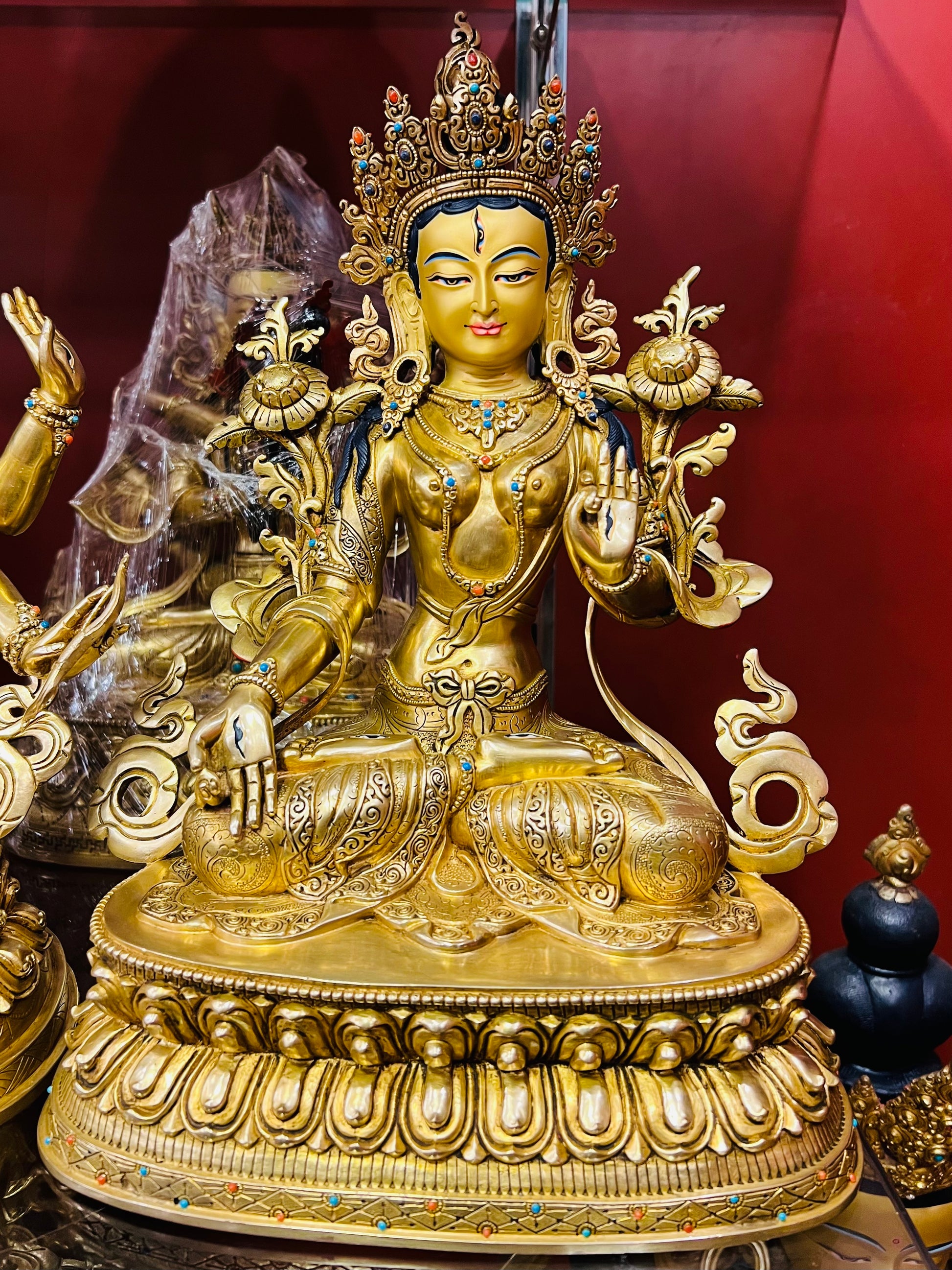 White Tara Buddha Statue 34cm / 13.4" Hand-Carved Copper Gilded with Gemstone Inlay – Sitatara Himalayan Sacred Art | Bo Tree Arts